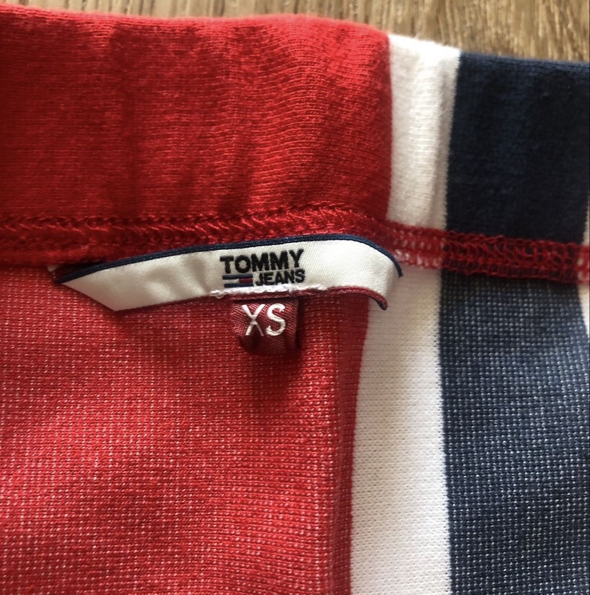 Tommy Hilfiger Gonne: Jupe à rayures Tommy hilfiger – Nuovo (secondo la descrizione) da Genève venduto da vic_s9c5 3