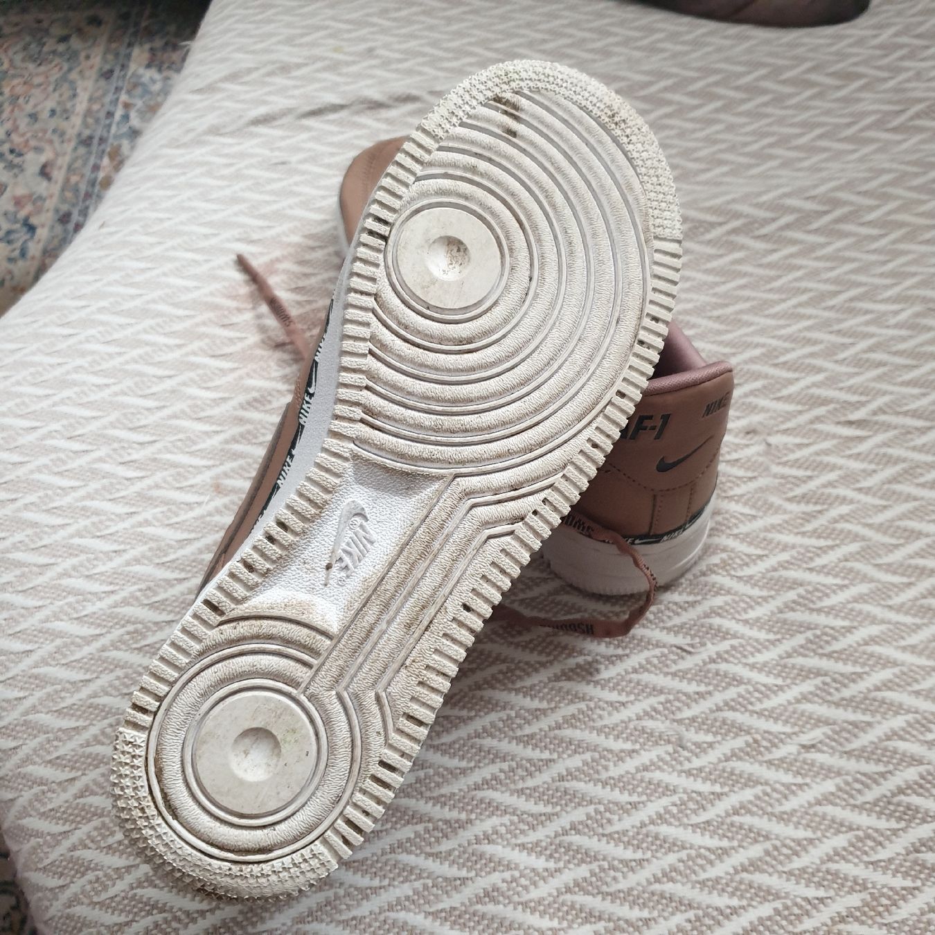 Nike Damenschuhe: Nike Air Grösse 39 – Neu (gemäss Beschreibung) aus Frenkendorf von Moon111 2