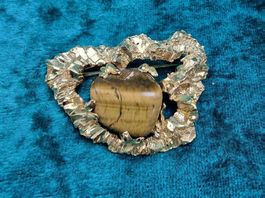 Gebrauchte vergoldete Brosche, mit Tigerauge(Tiger's Eye)