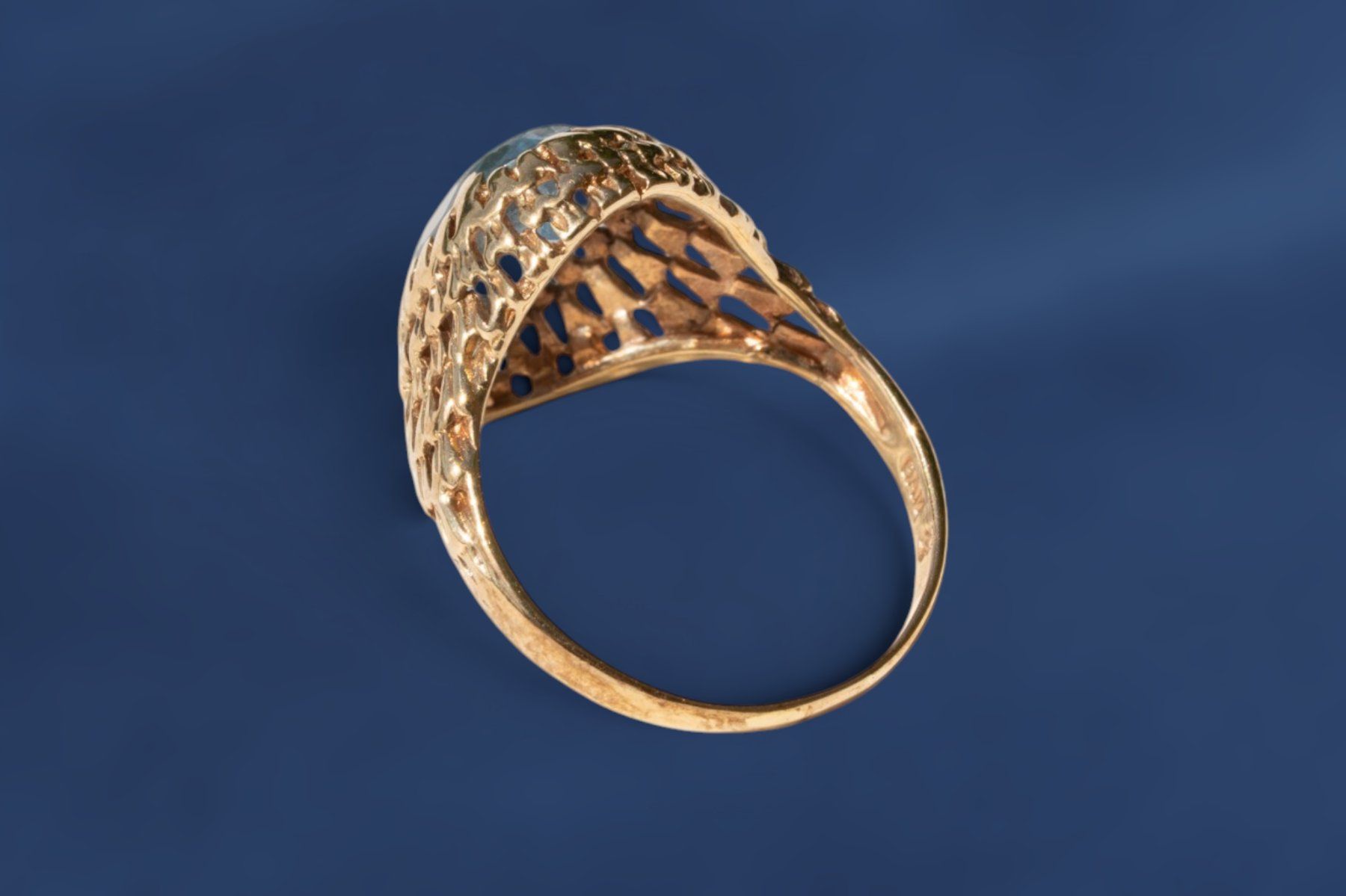 Bagues: Vintage Ring mit Blaustein – D'occasion à Böckten par SELL-4U 2