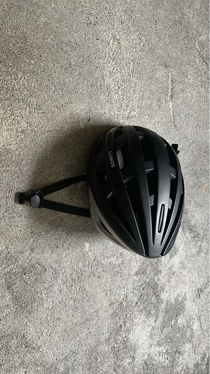 Helme: Lumos bicycle helmet black used condition – Gebraucht aus Kriens von SupiDupiDeal