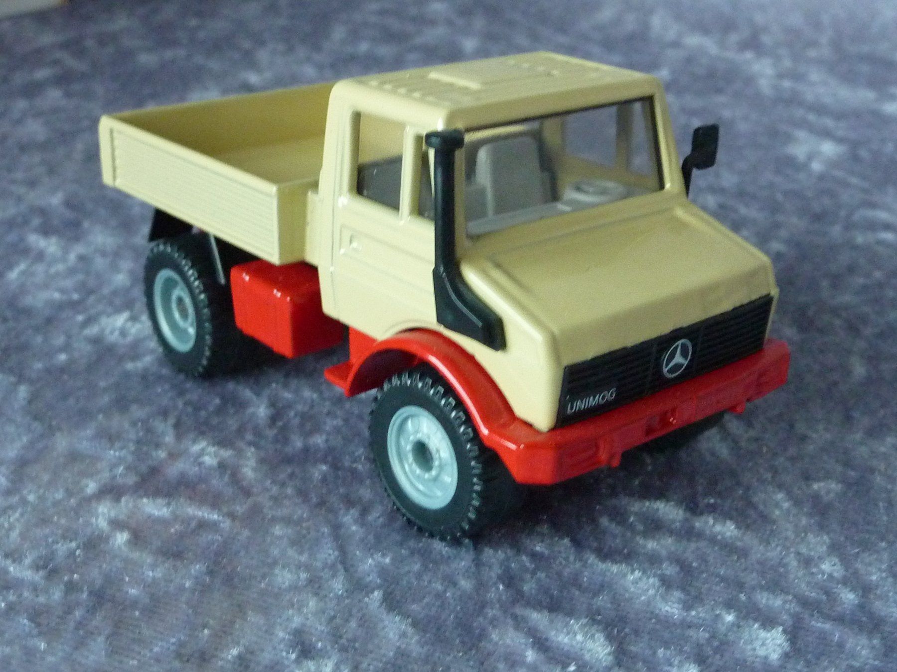 Siku Modellini d'auto: Unimog U1500 mit Gabelstabler Siku2522 – Nuovo (secondo la descrizione) da Dürrenäsch venduto da modellautos4you 7
