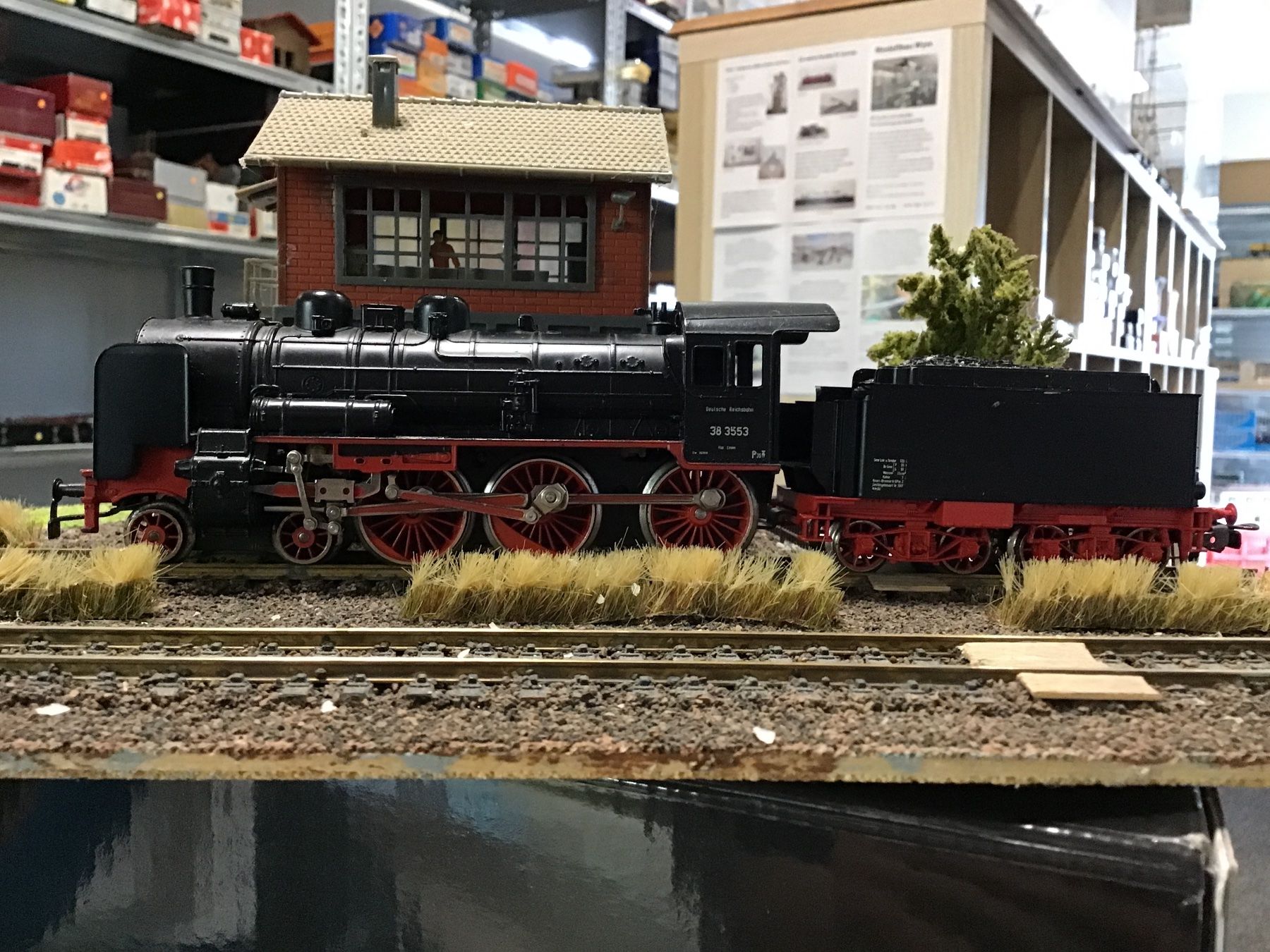 Märklin Modellini di ferrovie: Dampflokomotive MÄRKLIN 38 3553 – Usato da Männedorf venduto da Modelle-aller-Art 2