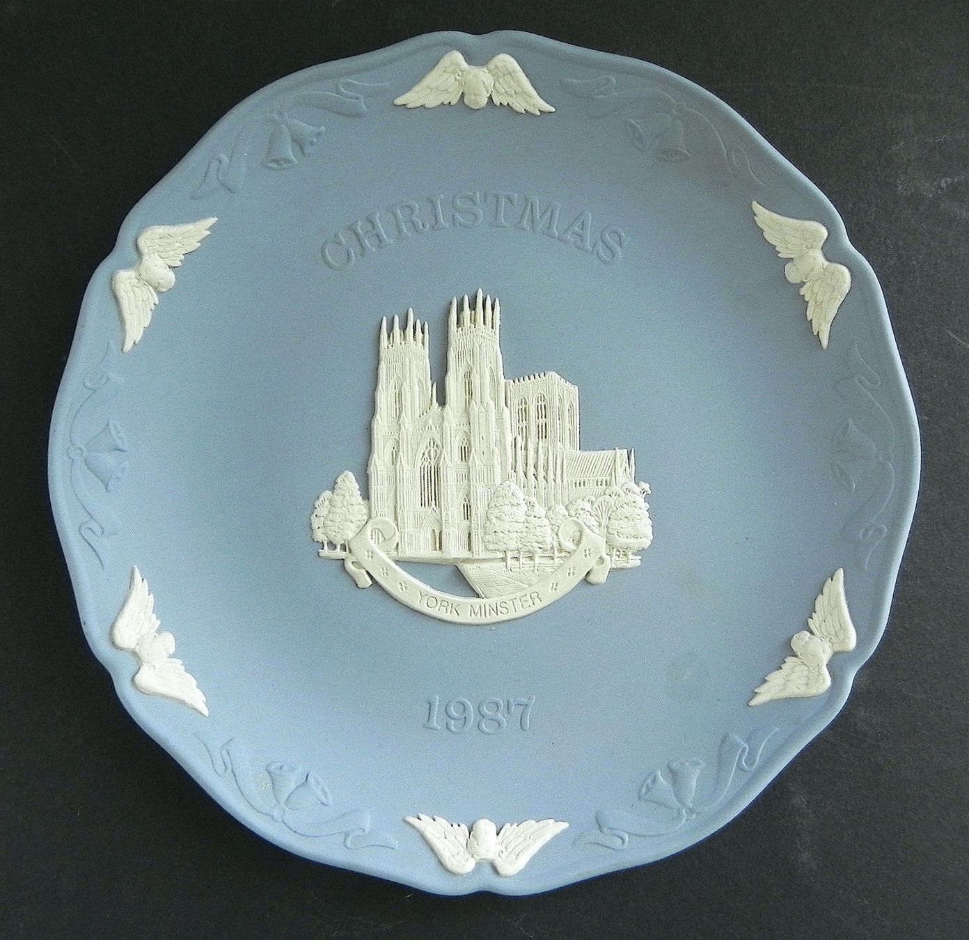 Wedgwood Piatti: CHRISTMAS 1987 - Teller JASPERWARE von Wedgwood – Usato da Zürich venduto da LodgE-21