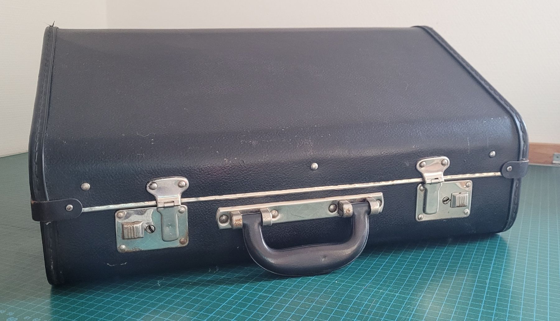 Strumenti musicali: Akkordeon Weltmeister Serino – Usato da Herisau venduto da Yyyoga 6
