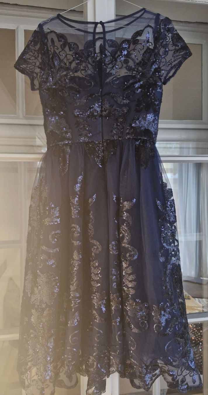 Vestiti: Abendkleid – Nuovo (secondo la descrizione) da Thun venduto da abi_g9fg 1