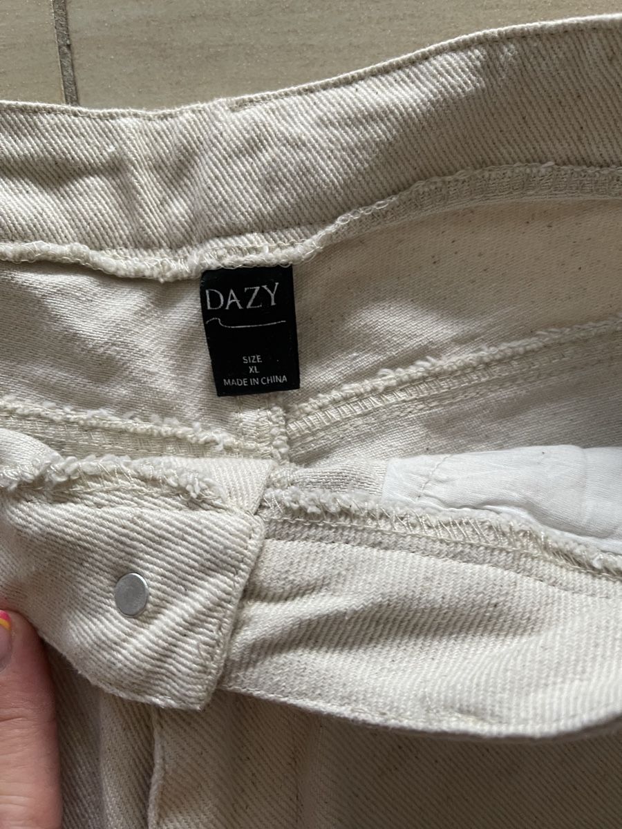 Pantaloni: Pantacourt beige XL – Usato da St-Pierre-Clages venduto da Largomuch 2