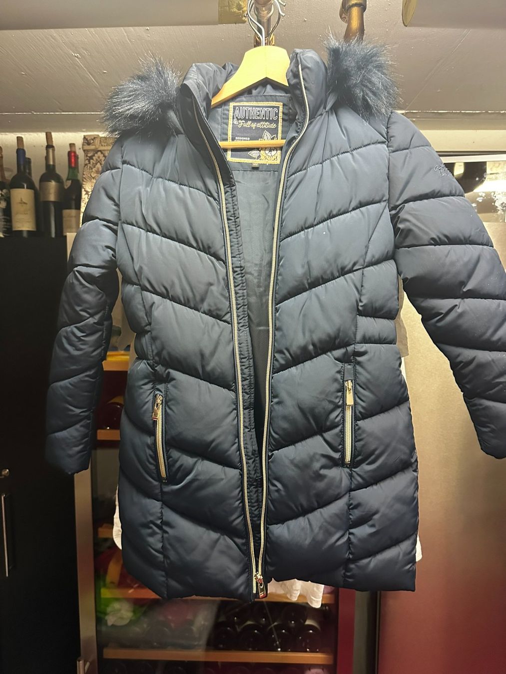 Jacken & Mäntel: Daunenjacke Mädchen Authentic dunkelblau Grösse 140 gebra... – Gebraucht aus Ehrendingen von 71darling