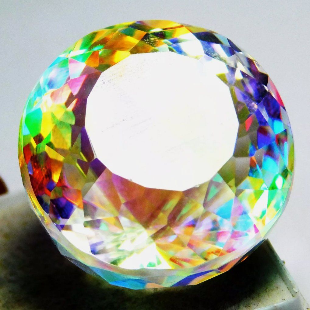 Pietre preziose: 64.80 Ct. Certified Round Cut Mystic – Nuovo e nell'imballaggio originale da Genève venduto da AWWA 1