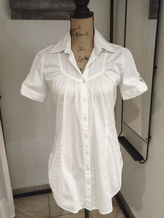 Bluse Chicorée weiss kurzarm Grösse M