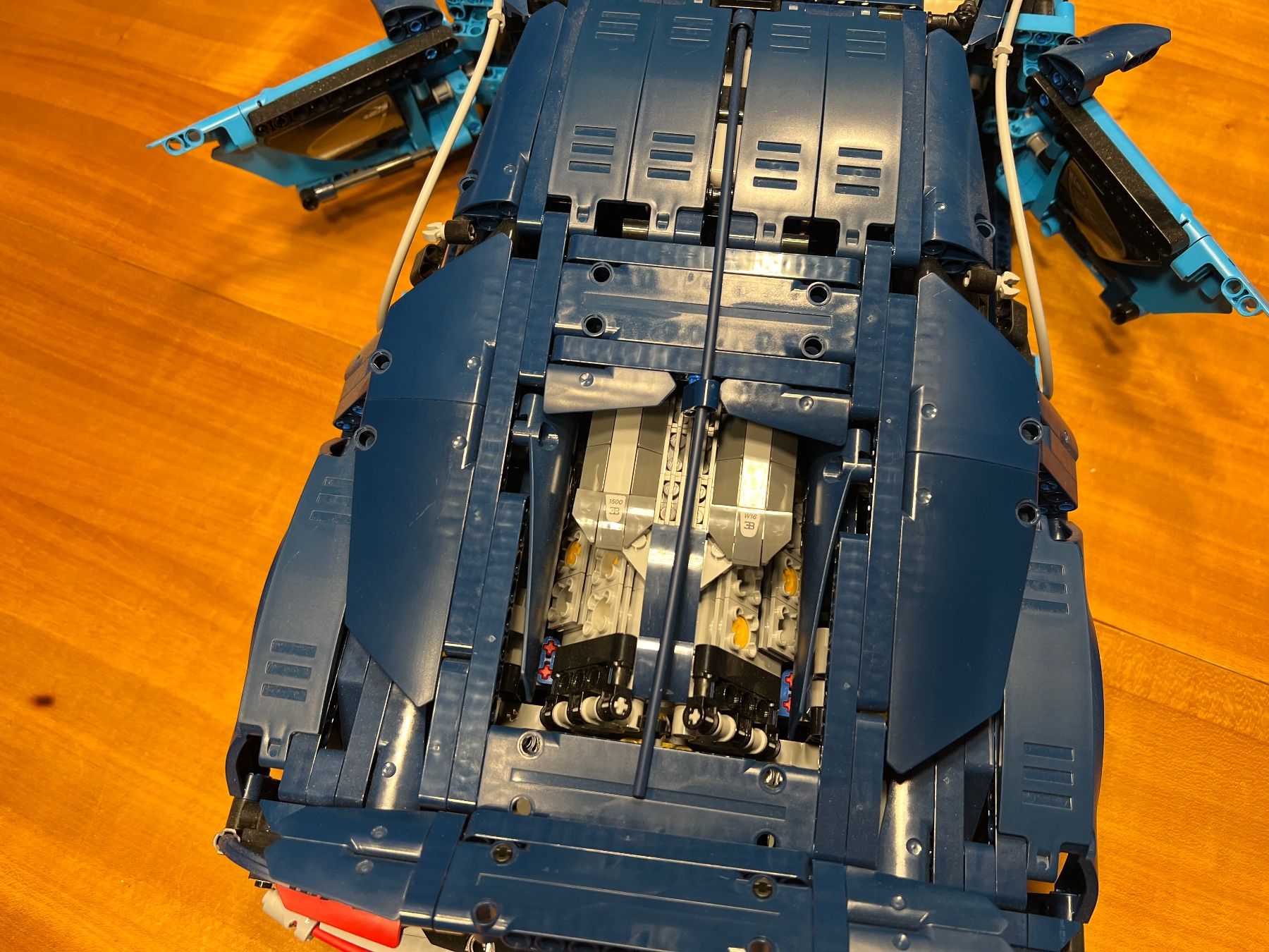 Lego Giocattoli: Lego technic Bugatti_Chirion Nr: 42083 – Usato da Thalwil venduto da andrebrem 4