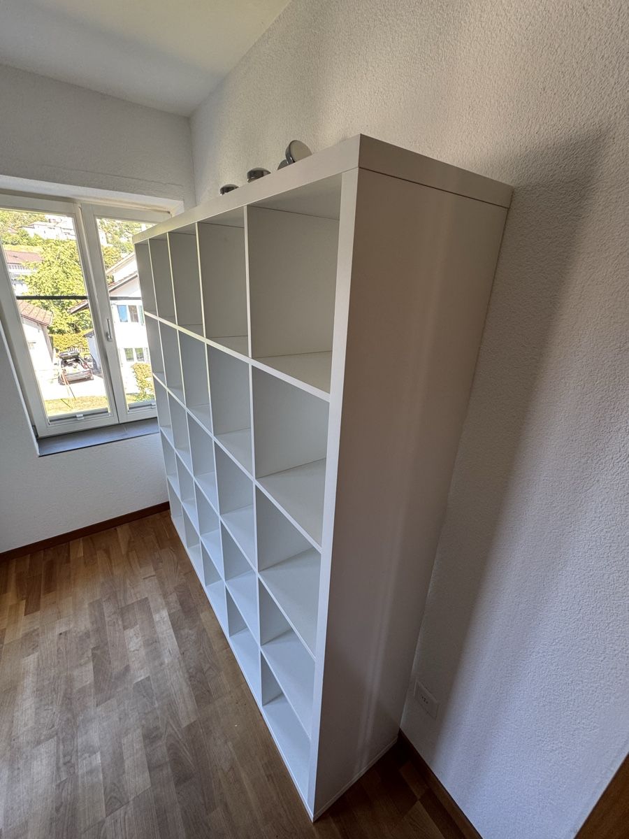 Ikea Regale: Weiss 5x5 Kallax Schrank – Gebraucht aus Wald ZH von StefaNes88 4
