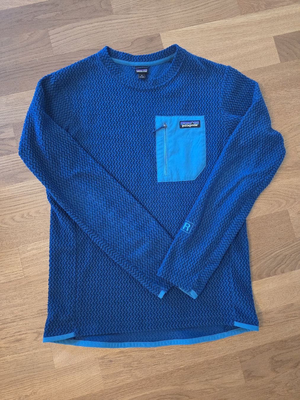 Patagonia Maglioni & Felpe: Pull Patagonia R1 TechFace, taille S, comme neuf! – Nuovo (secondo la descrizione) da BERN venduto da froggyinternationale