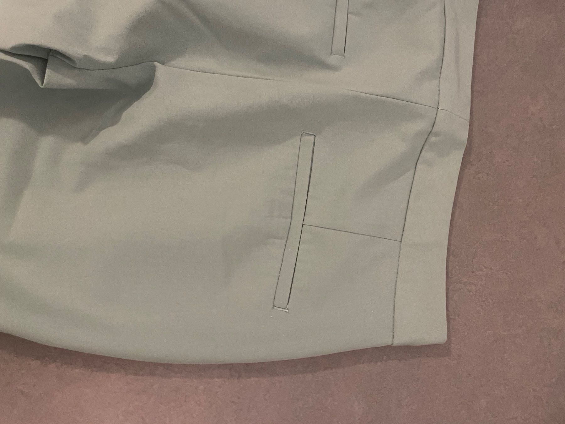 Zara Pantaloni: Zara Stofhose – Usato da Zürich venduto da Ivona3 3