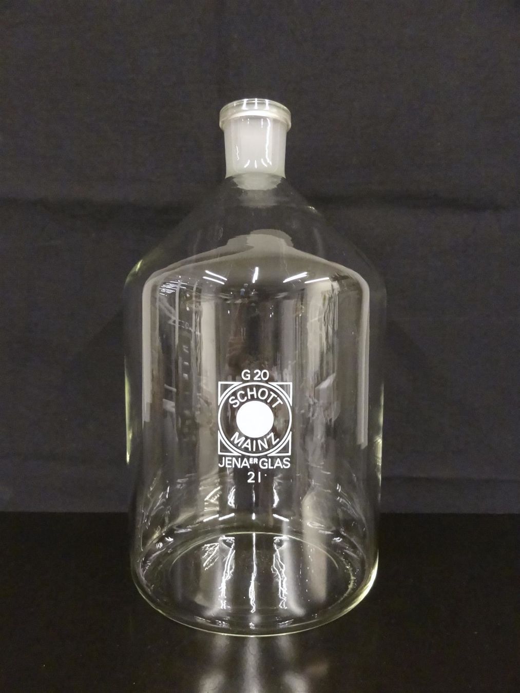 Schott Accessori da laboratorio: Standflasche Laborflasche 2 Liter SCHOTT – Nuovo (secondo la descrizione) da Kerzers venduto da Flaschenposten 1