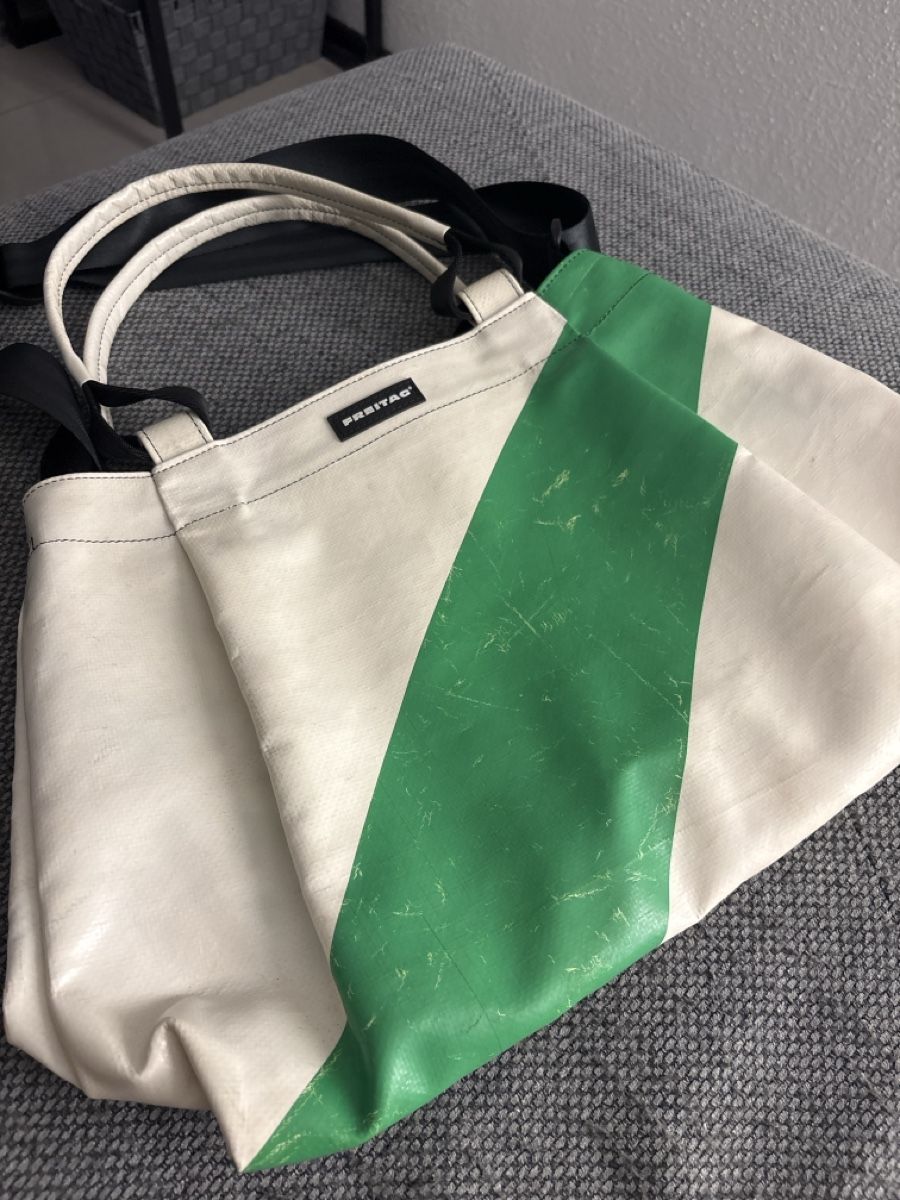 Freitag Taschen für Damen: Borsa Freitag Sally – Gebraucht aus Monte Carasso von Lau_22