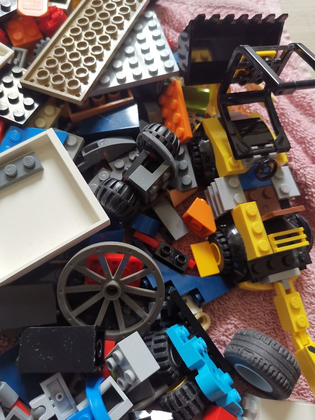 Lego Giocattoli: Lego ca. 2,1 Kilo, bunter Mix – Usato da Effretikon venduto da Superkarin7 5
