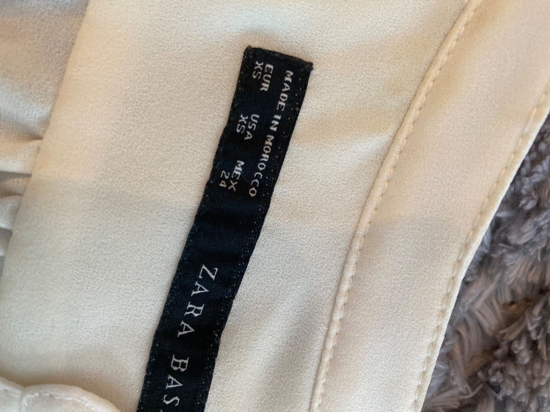 Zara Vestiti: Mini abito Zara – Usato da Zürich venduto da lcl_r88r 1