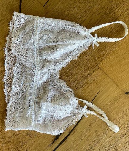 Altra biancheria intima: BH/ soutien gorge / bra – Nuovo (secondo la descrizione) da Stäfa venduto da vir_hg9z 2