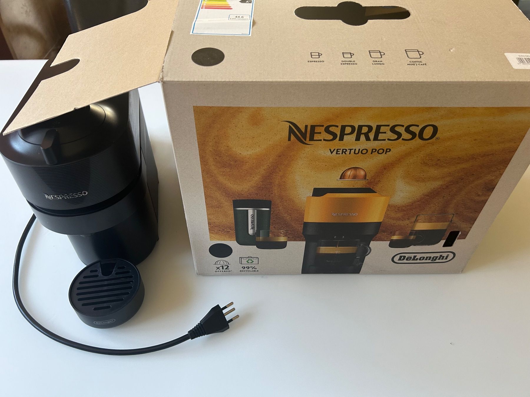 Nespresso Kaffeemaschinen & Espressomaschinen: Nespresso Vertuo Pop, DeLonghi – Gebraucht aus Seuzach von del_w5vl 4
