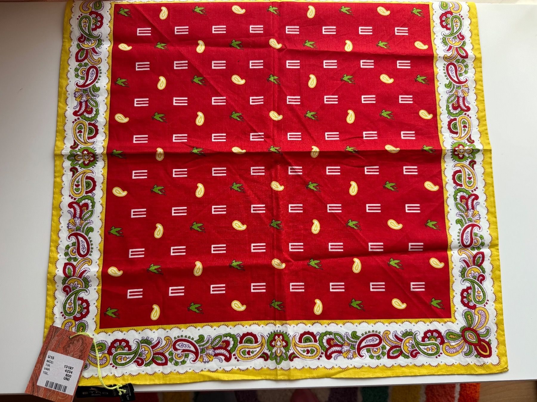 Etro Foulard & Sciarpe: Etro Tuch Foulard Pocket Square – Nuovo (secondo la descrizione) da Schaan venduto da MivrSh