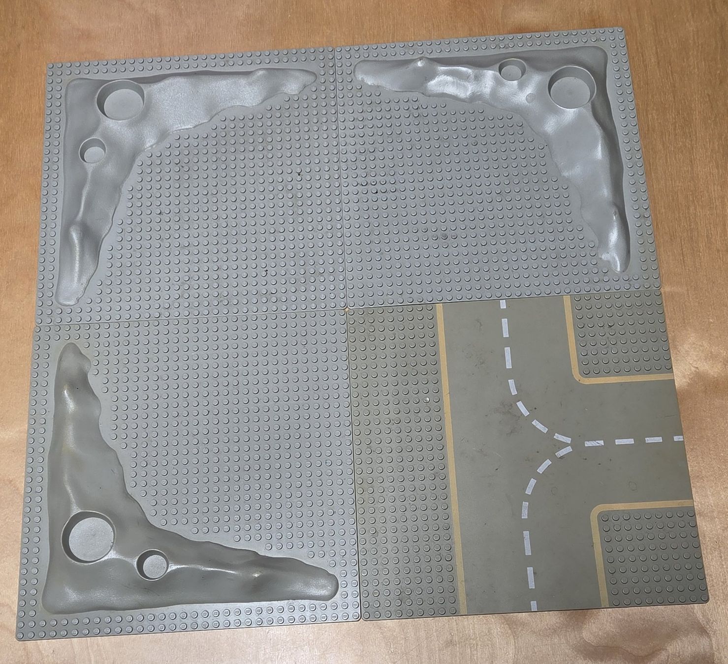 Lego Kit di costruzioni: LEGO 4x Space Baseplates 32x32 – Usato da Basadingen venduto da tot_59zf
