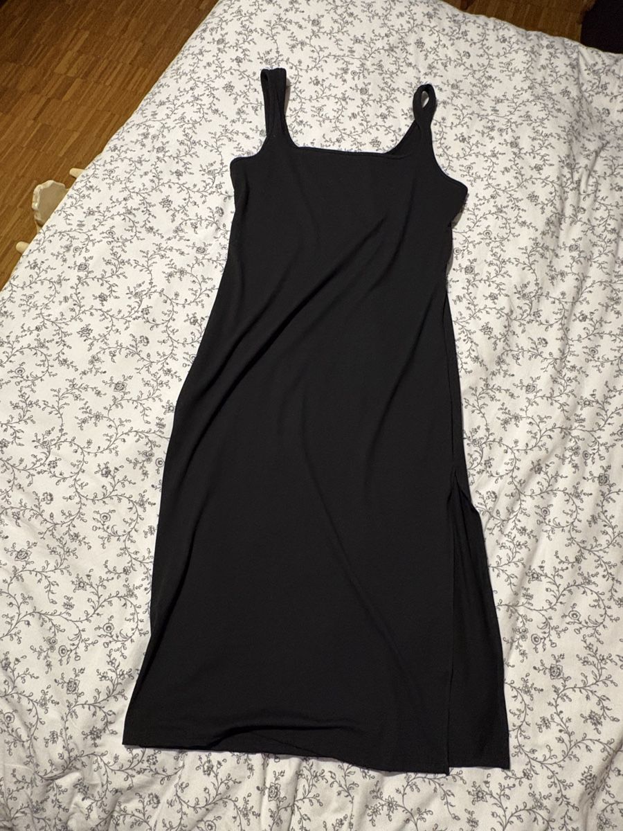 Shein Vestiti: shein  – Nuovo (secondo la descrizione) da Roveredo GR venduto da pez_7fjy