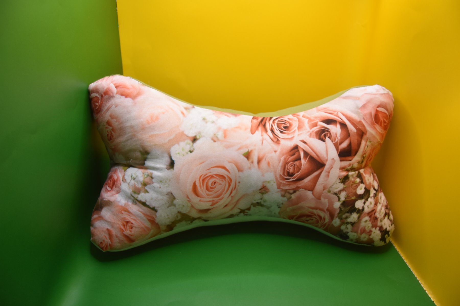 Cuscini: Lese- und Nackenknochen Rosen mit olive und ecru – Nuovo e nell'imballaggio originale da St. Gallen venduto da Elmarotto
