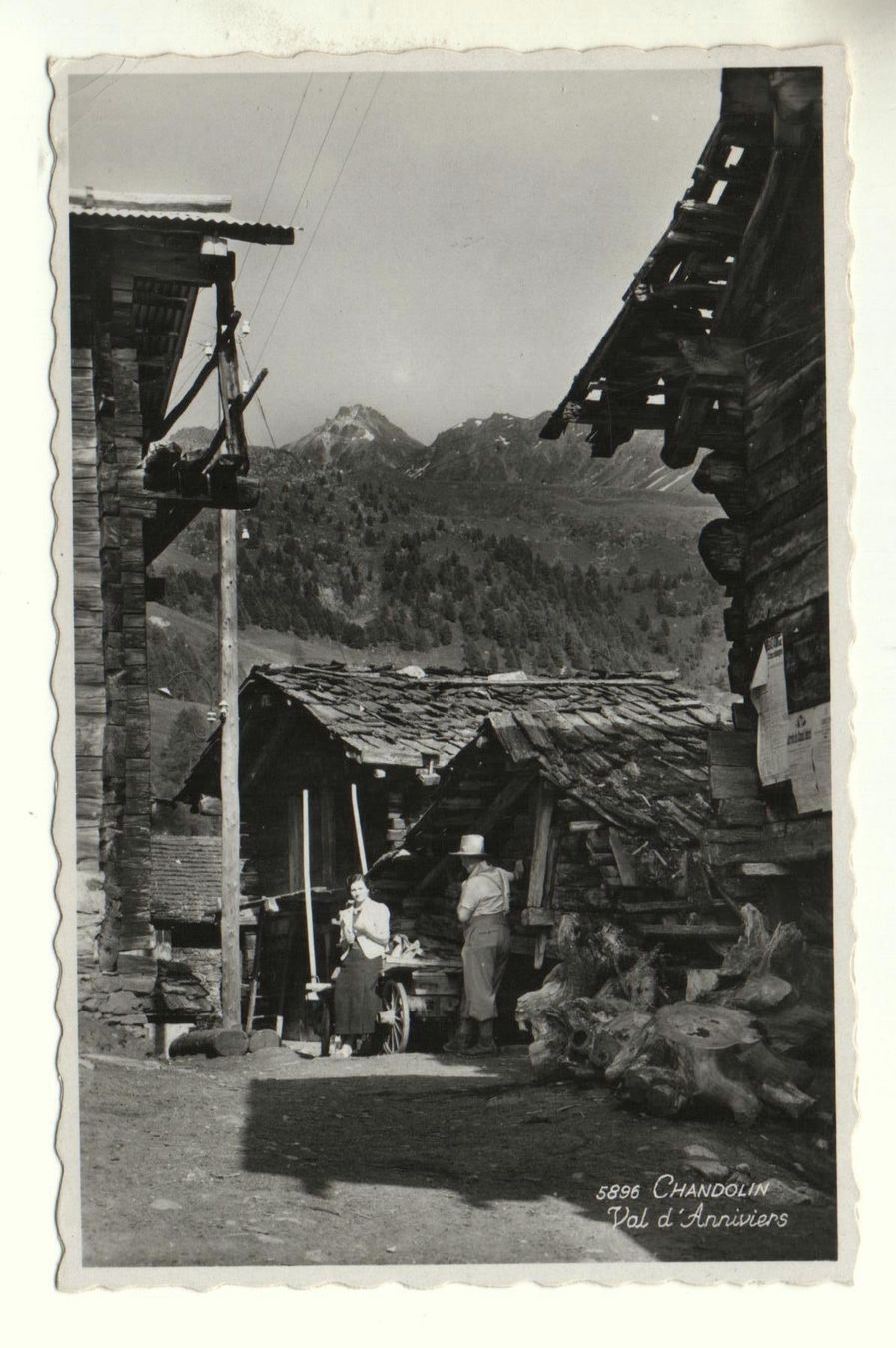 Cartoline postali: CHANDOLIN Val d'Anniviers animée – Usato da Jona venduto da philajona