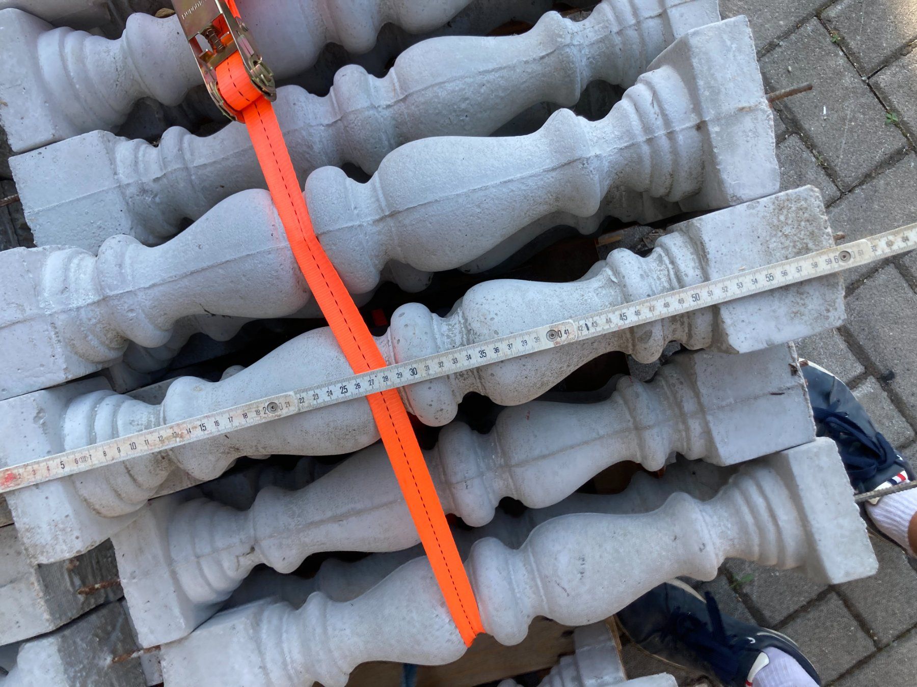 Geländer: Beton-Balustraden – Neu (gemäss Beschreibung) aus Eschenbach SG von Cswiss229 3