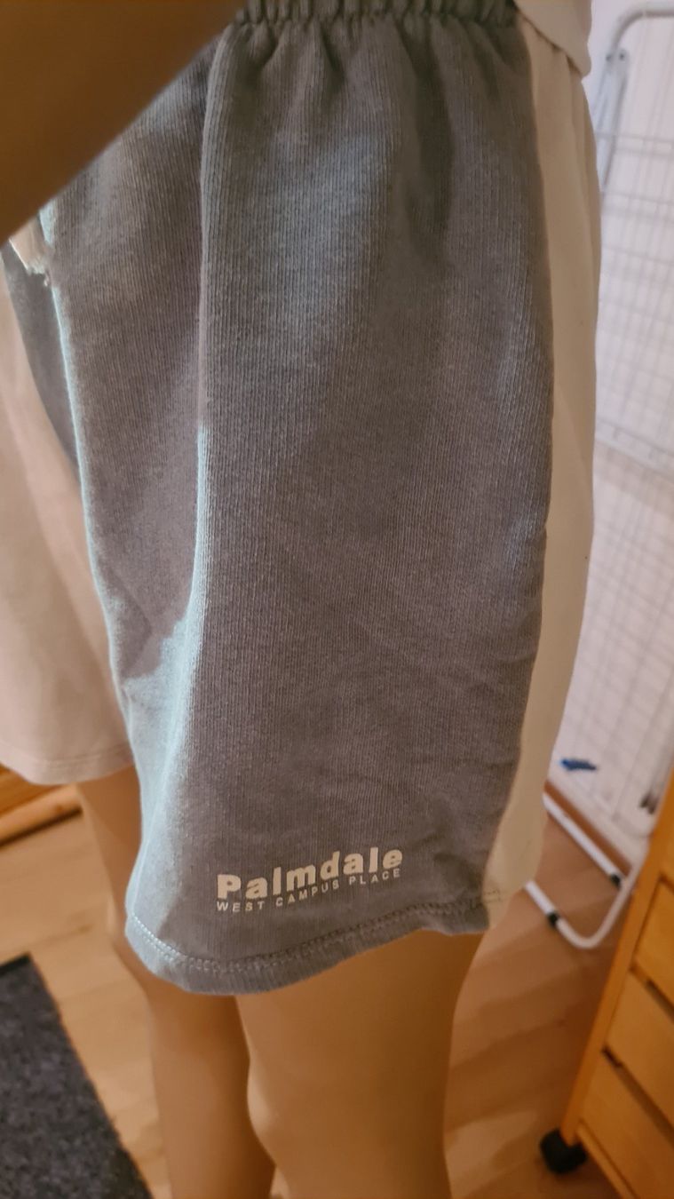 T-shirt: coole Shorts mit Shirt gr.m – Usato da Ferden venduto da jemyce 1