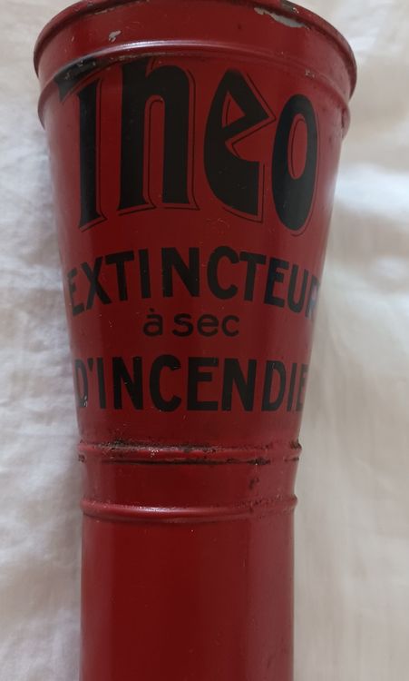 Set Aus 4 Marmorierten Zigaretten-Löschern – Sofortige Glutlöschung, Vintage-Design
