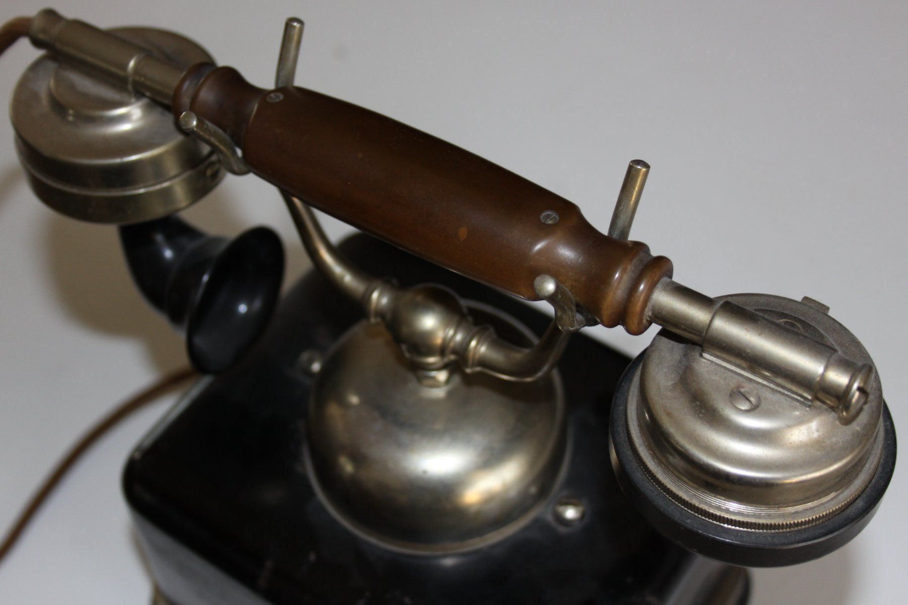 Telefoni: LB Telefon-Tischstation Modell 1919 – Usato da Baar venduto da ben_vrx8 1
