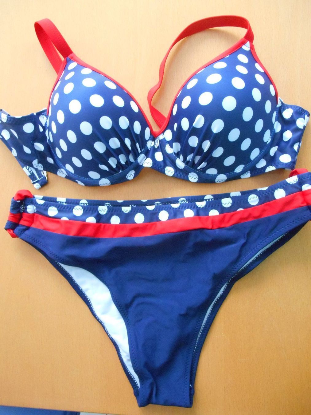Maillots de bain & Bikinis: Bikini - NEU – Neuf avec emballage d'origine à Nussbaumen AG par Sumopi