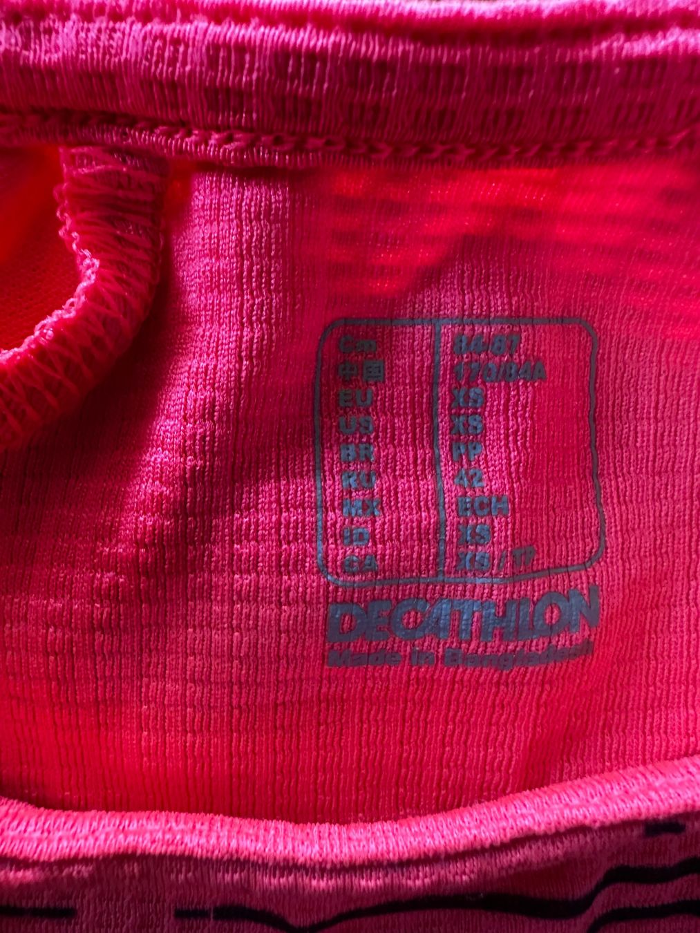 T-shirts: Shirt Kipsta Gr. XS – D'occasion à Niederbüren par Hudi_1974 1