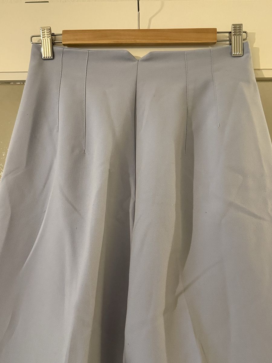Zara Pantaloni: Zara Stoffhose, hellblau, Grösse S – Usato da Basel venduto da zukk_ 2