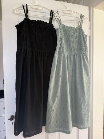 Sommerkleider 2 Stück Grösse L 