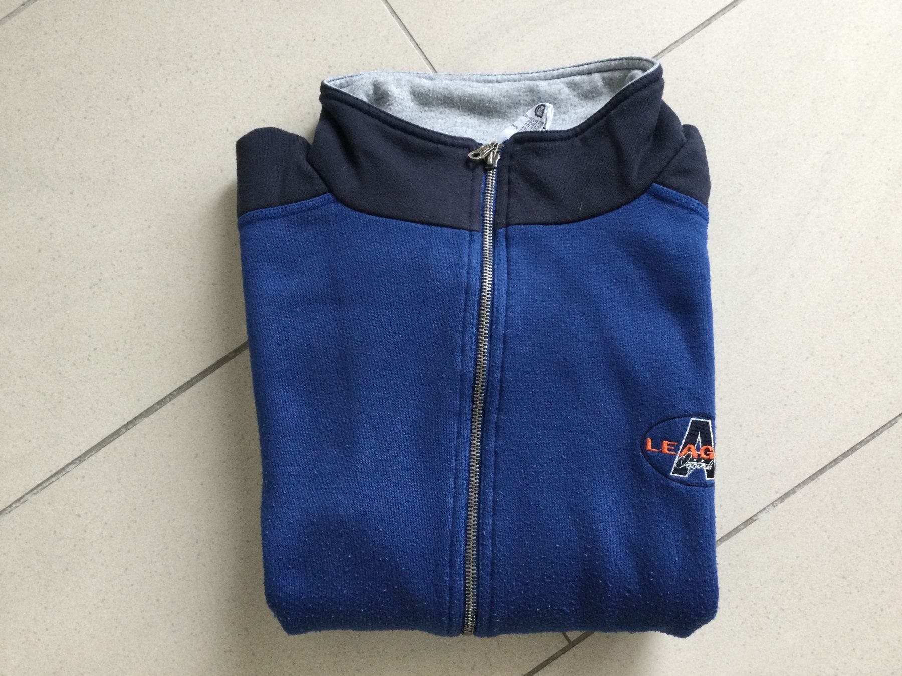 C&A Giacche: Freizeitjacke mit Reissverschluss plus Pullover in blau – Usato da Baar venduto da negombo