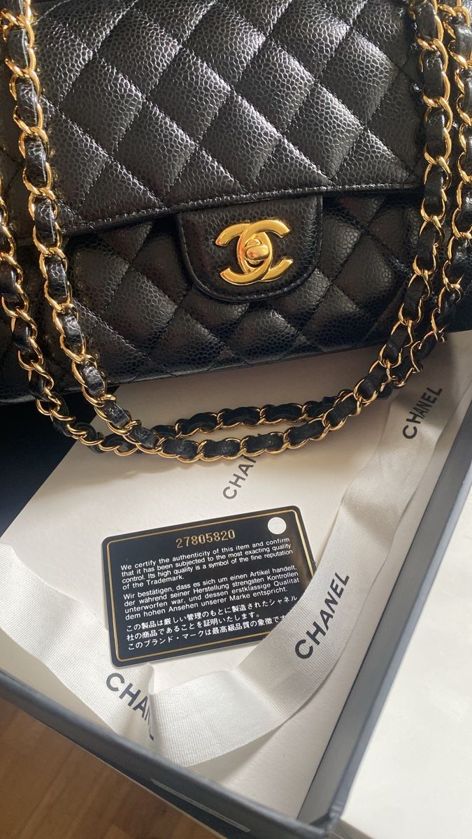 Chanel Altro in  Abbigliamento & Accessori: Sac chanel timeless small caviar black like new – Nuovo (secondo la descrizione) da Bussigny venduto da tmu_8p2m 3