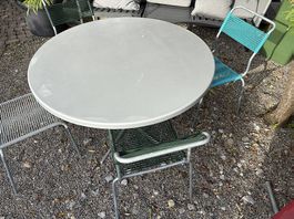 Gartentisch rund (117cm)  Schaffner, hellgrau, wetterfest