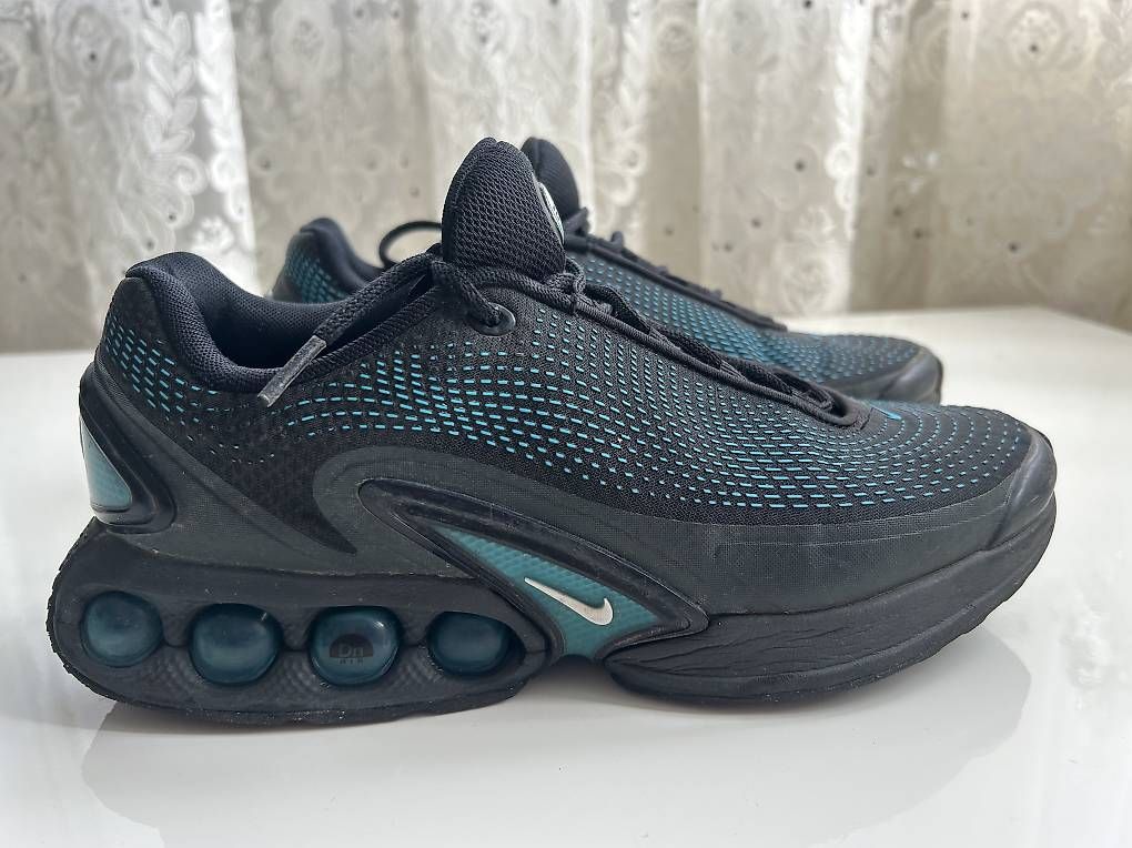 Nike Chaussures hommes: NIKE AIR MAX DN /  Gr.42 – D'occasion à Luzern par Satbere 1