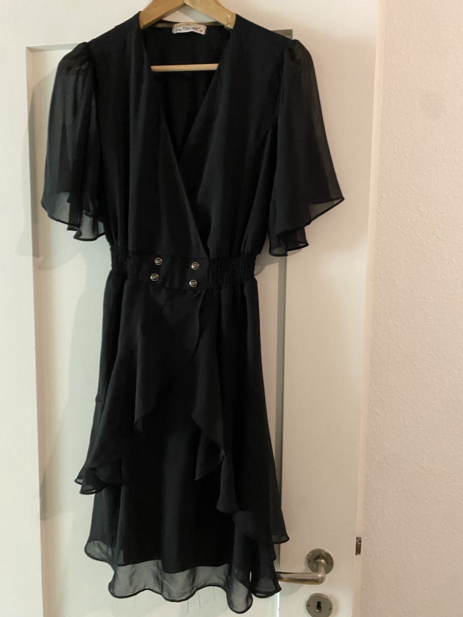 Robes: Kleid schwarz Grösse 40 – Neuf (Voir description) à Buchrain par Sisi83 3