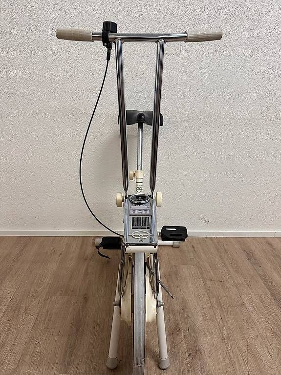 Tunturi Hometrainer: Vintage Tunturi Ergometer W Heimtrainer – Usato da Obernau venduto da Arche_Noah_Brocki 6