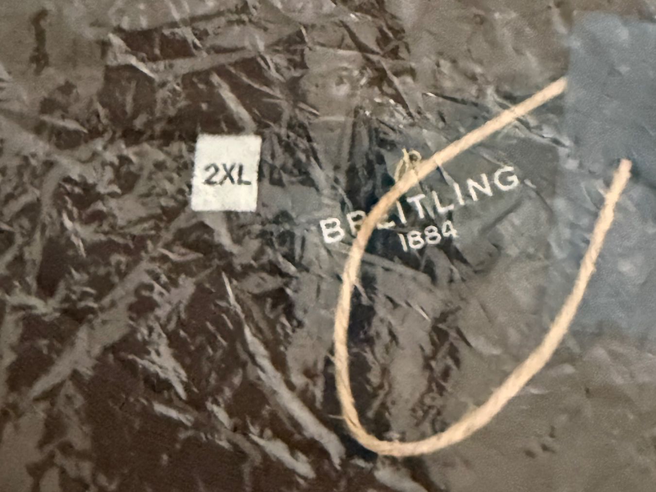T-Shirts: Neu Originalverpacktes Breitling Shirt – Neu und originalverpackt aus Bettlach von val_95hq 1
