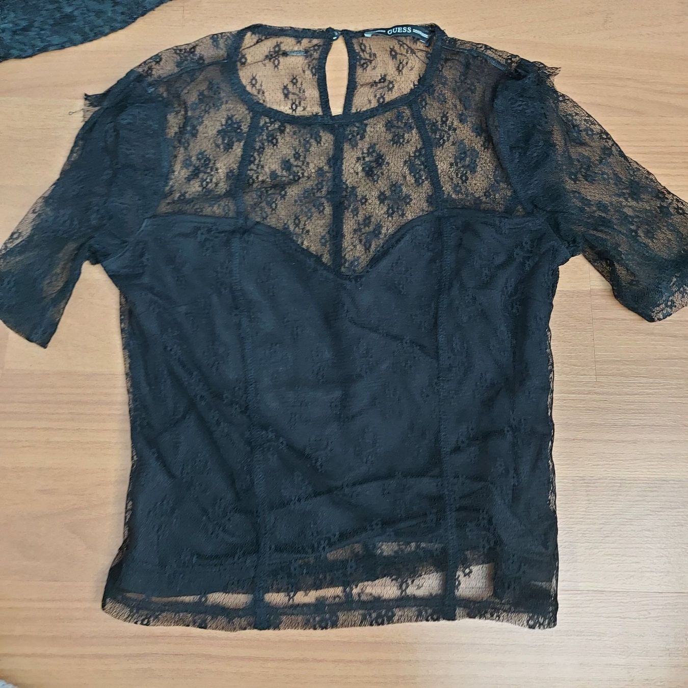 Guess Kleiderpakete: Guess Set – Neu und originalverpackt aus Basel von NyGrow 1