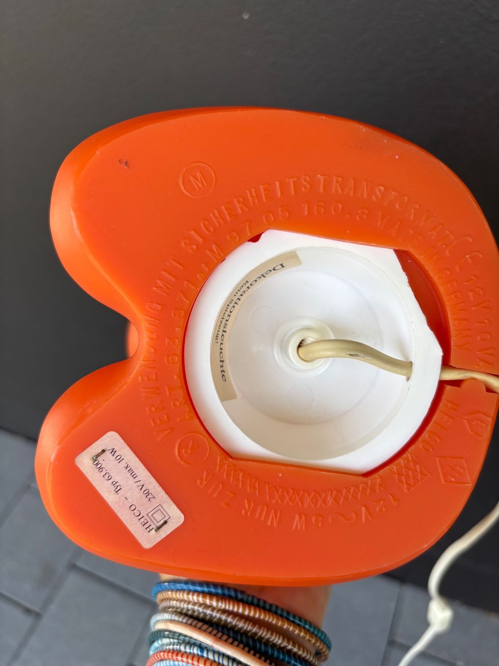 Heico Lampade: Vintage 1980s Orange Heico gummy bear lamp – Usato da Steinhausen venduto da ChromeVintage 4