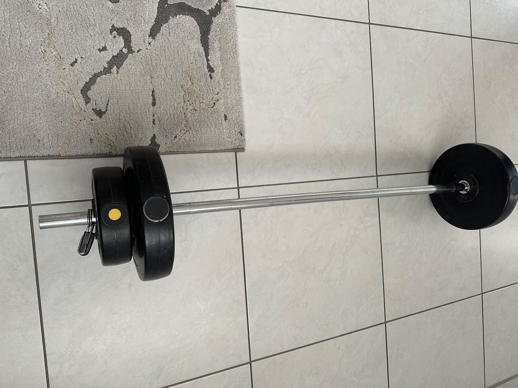 Manubri & Pesi: Bodypump stange mit gewichte – Usato da Volketswil venduto da Gujo