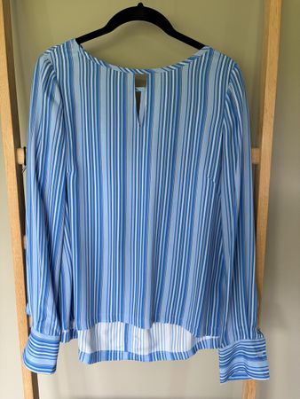 Exklusive Streifenbluse von Lawrence Fashion