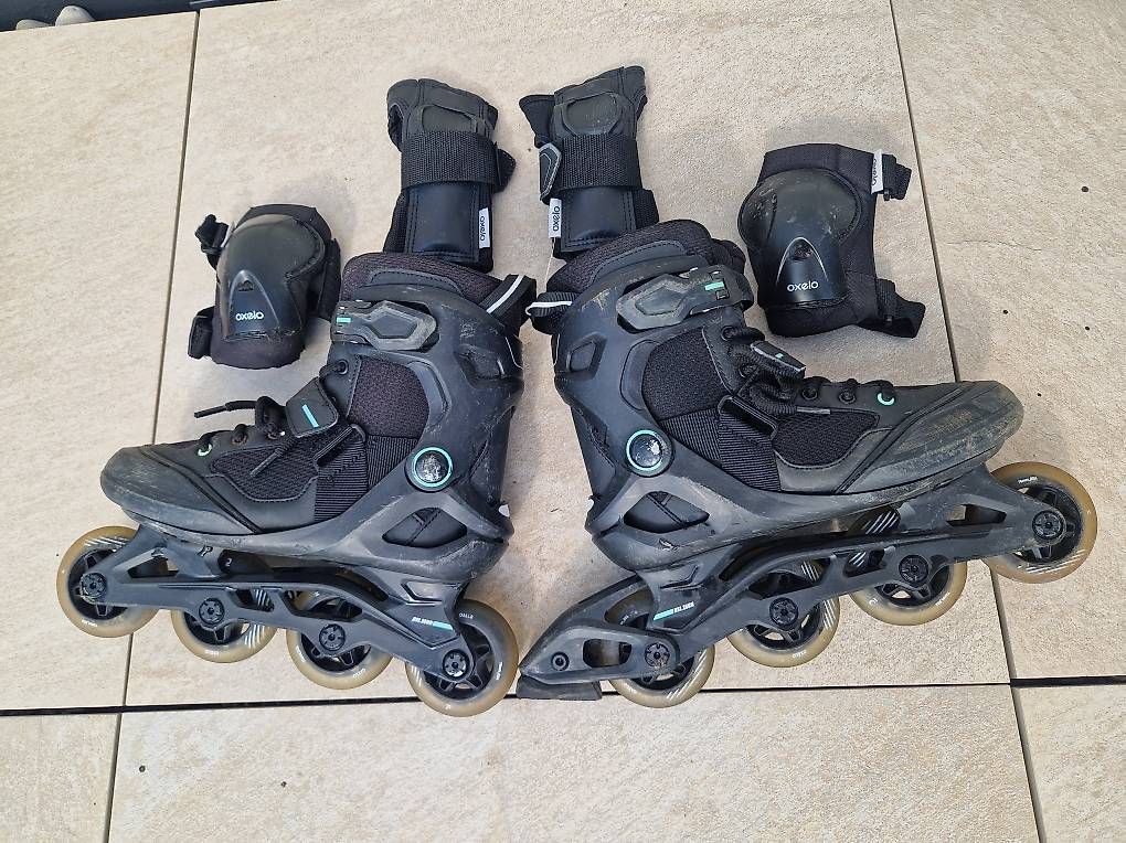 Patins à roul. & inline: Roller OXELO taille 40 – D'occasion à Ste-Croix par admir86