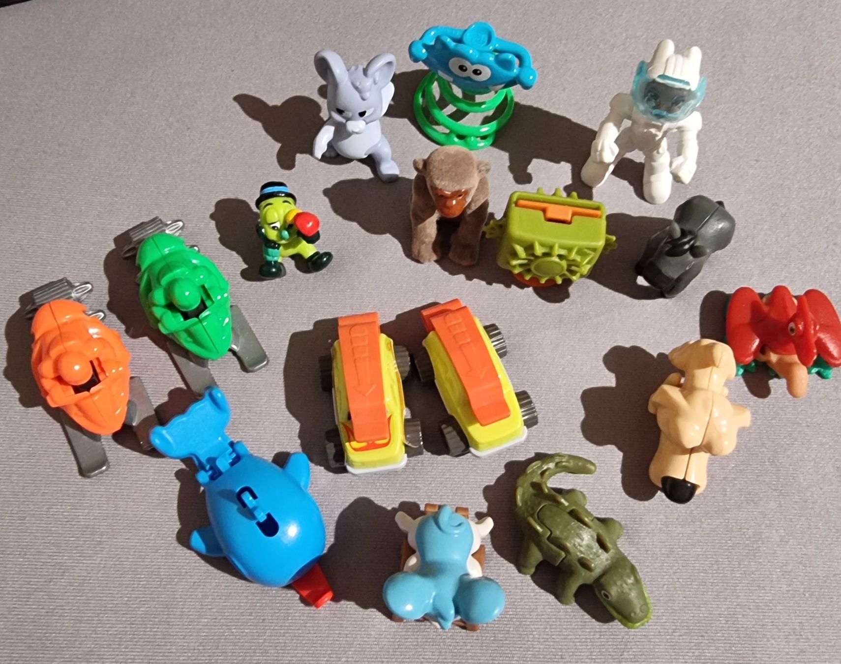 Figuren: Kinderüberraschung, Ü- Ei, Figuren, set – Gebraucht aus St.gallen von herr_gamster